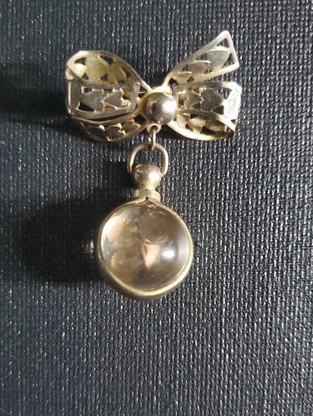 Vintage GoldTone Ribbon Bow Brooch Four -Leaf Clover